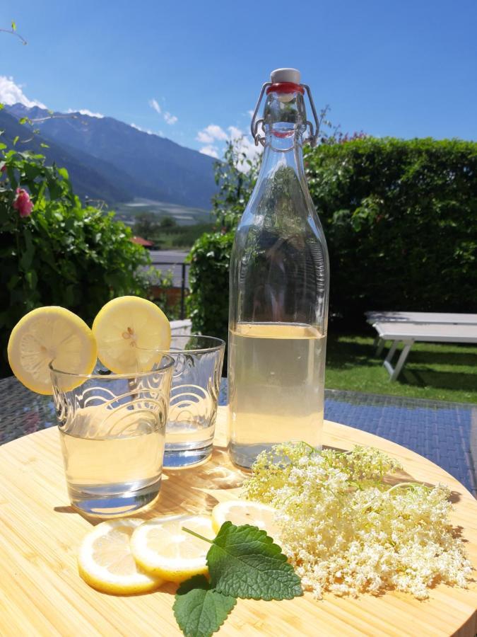 Weinreichhof Villa Castelbello Exteriör bild