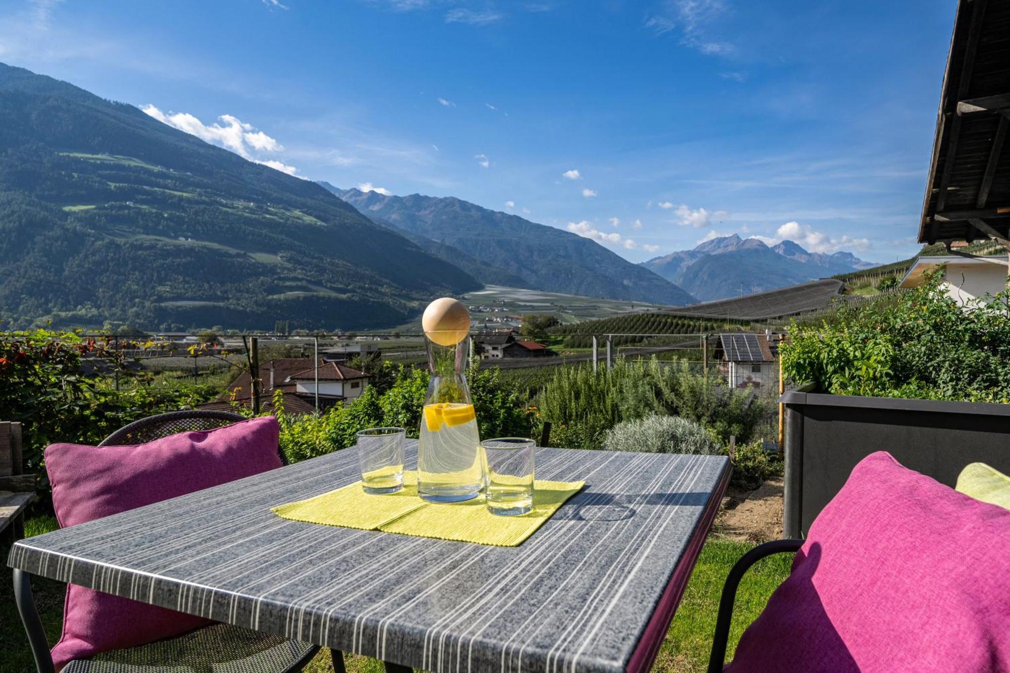 Weinreichhof Villa Castelbello Exteriör bild